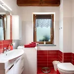 La Casa Di Alice Apartament *